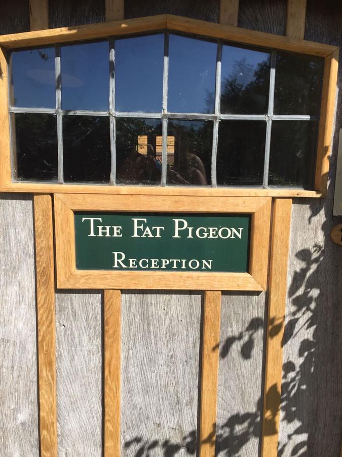 בית הארחה יאוביל 	The Fat Pigeon מראה חיצוני תמונה